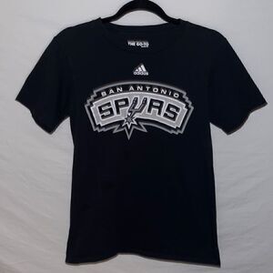 Black Adidas San Antonio Spurs t-shirt, size Small